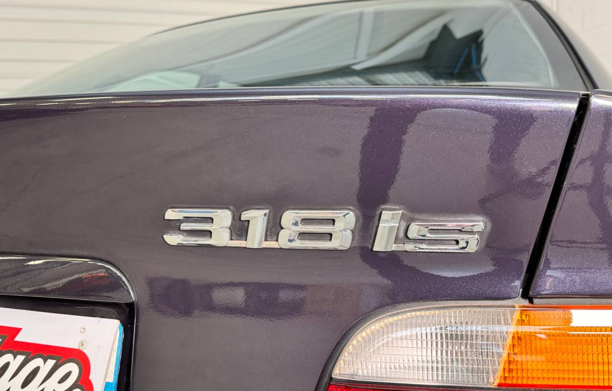 BMW 318is E36 140cv 15