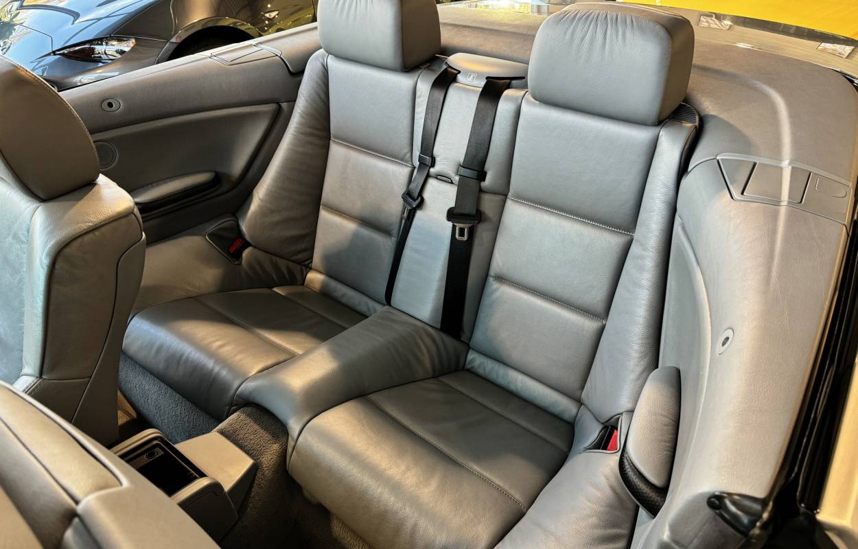 BMW 320ci E46 Cabriolet Pack M Sport 10