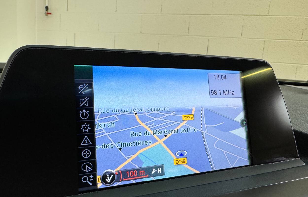 BMW 118DA F20 143cv Urban Line 12