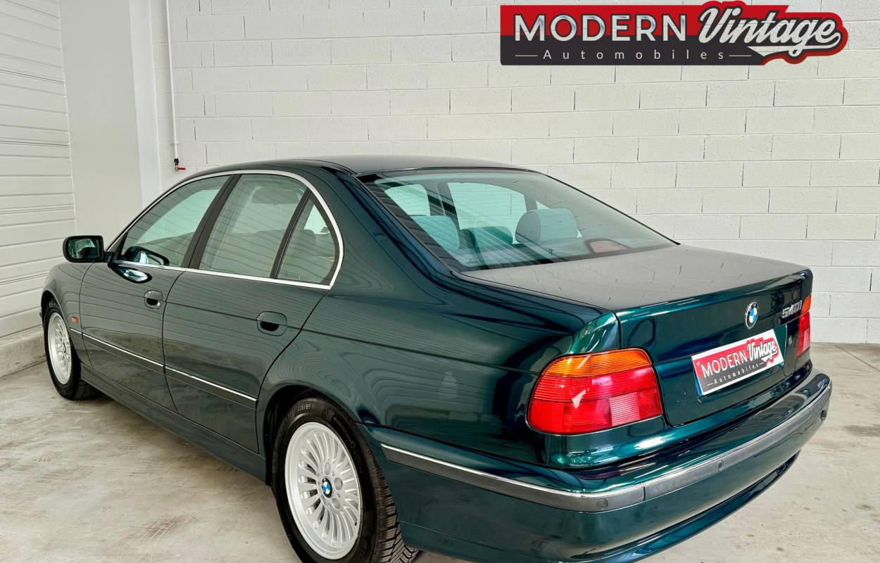 BMW 540iA E39 4.4 V8 286cv 12