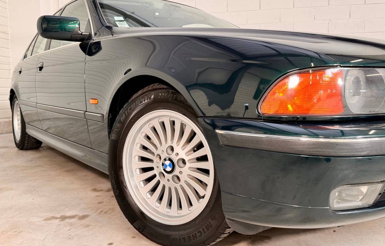 BMW 540iA E39 4.4 V8 286cv 3