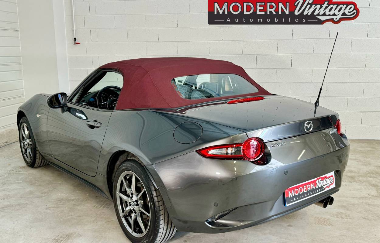 Mazda MX-5 ND 1.5 131cv Sakura 10