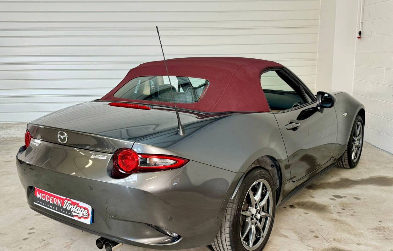 Mazda MX-5 ND 1.5 131cv Sakura 11