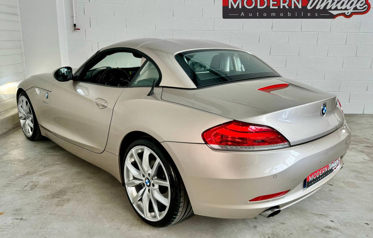 BMW Z4 sDrive 35i E89 306cv DKG 11