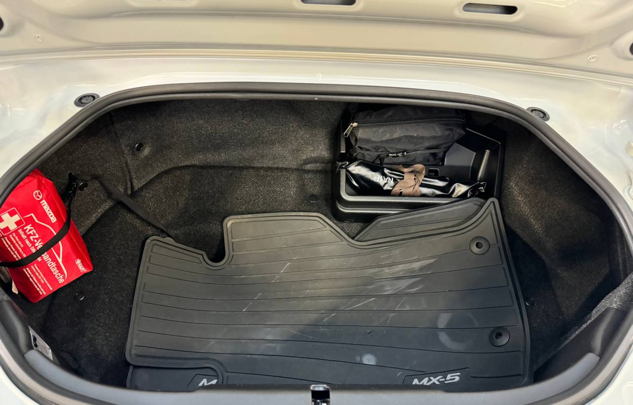 Mazda MX-5 ND RF 2.0 184cv Pack Sport Recaro 15