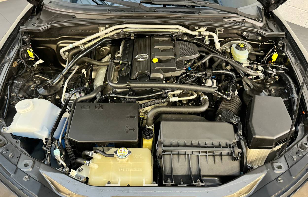 Mazda MX-5 NCFL Roadster 1.8 126cv Sendo 9