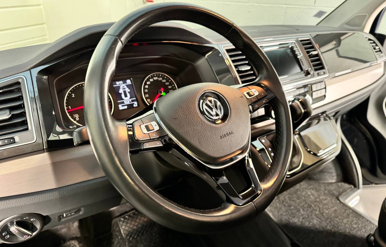 Volkswagen Multivan T6 2.0 TDI 204cv DSG 4Motion Comfortline 12