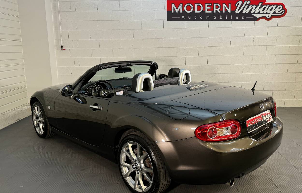 Mazda MX-5 NCFL Roadster Coupé 1.8 126cv Sendo 10