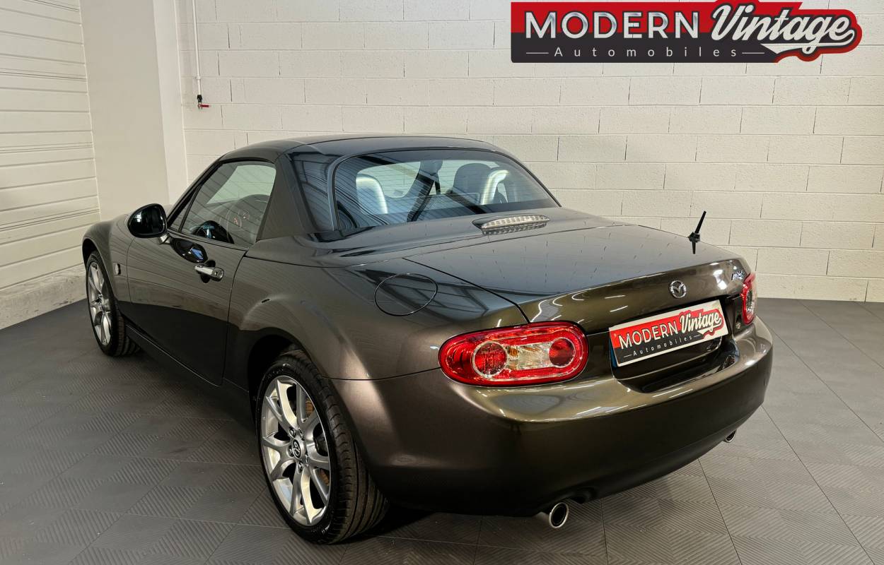 Mazda MX-5 NCFL Roadster Coupé 1.8 126cv Sendo 16