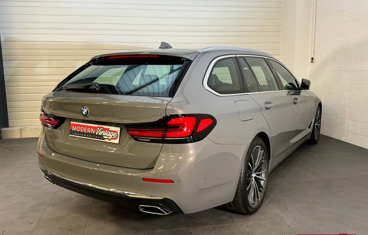 BMW 530d Touring G31 LCI xDrive 286cv Luxury Line 9