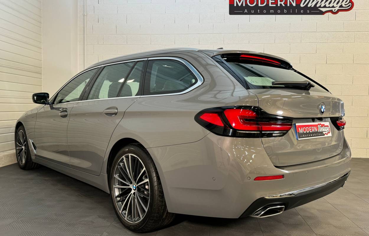 BMW 530d Touring G31 LCI xDrive 286cv Luxury Line 12