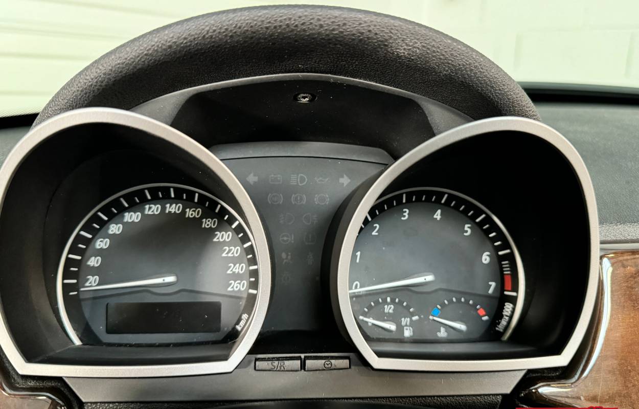 BMW Z4 E85 2.5i 177cv 10
