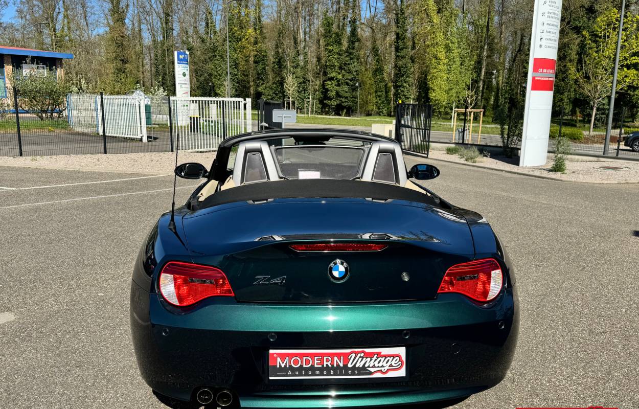 BMW Z4 E85 2.5i 177cv 9