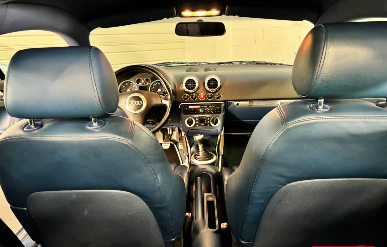 Audi TT 1.8T Coupé 180cv 13