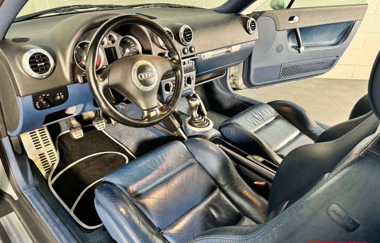Audi TT 1.8T Coupé 180cv 15