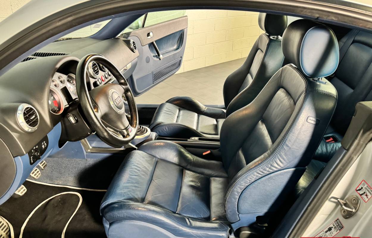 Audi TT 1.8T Coupé 180cv 17
