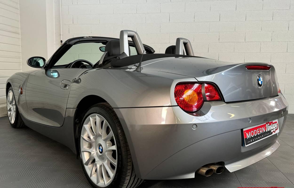 BMW Z4 E85 2.5i 192cv 17