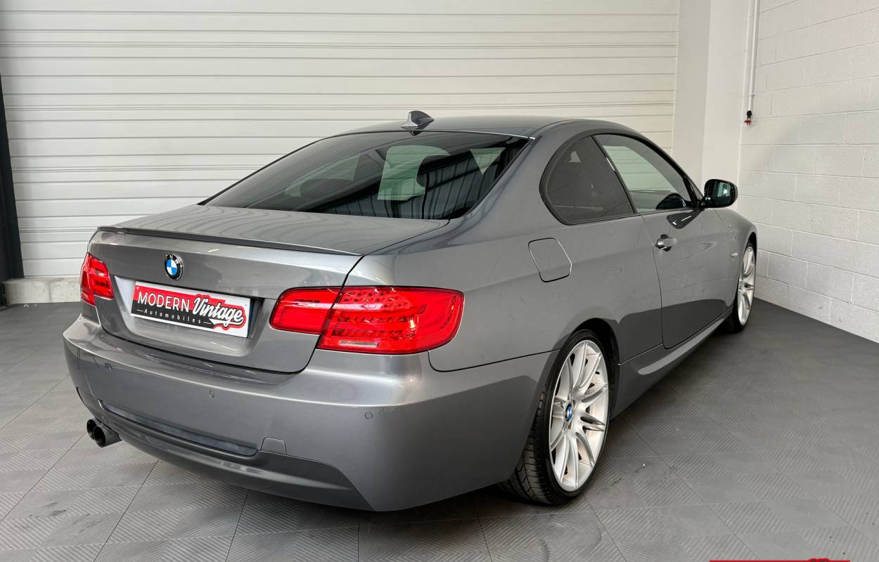 BMW 325i E92 Coupé 218cv Pack Sport M 9