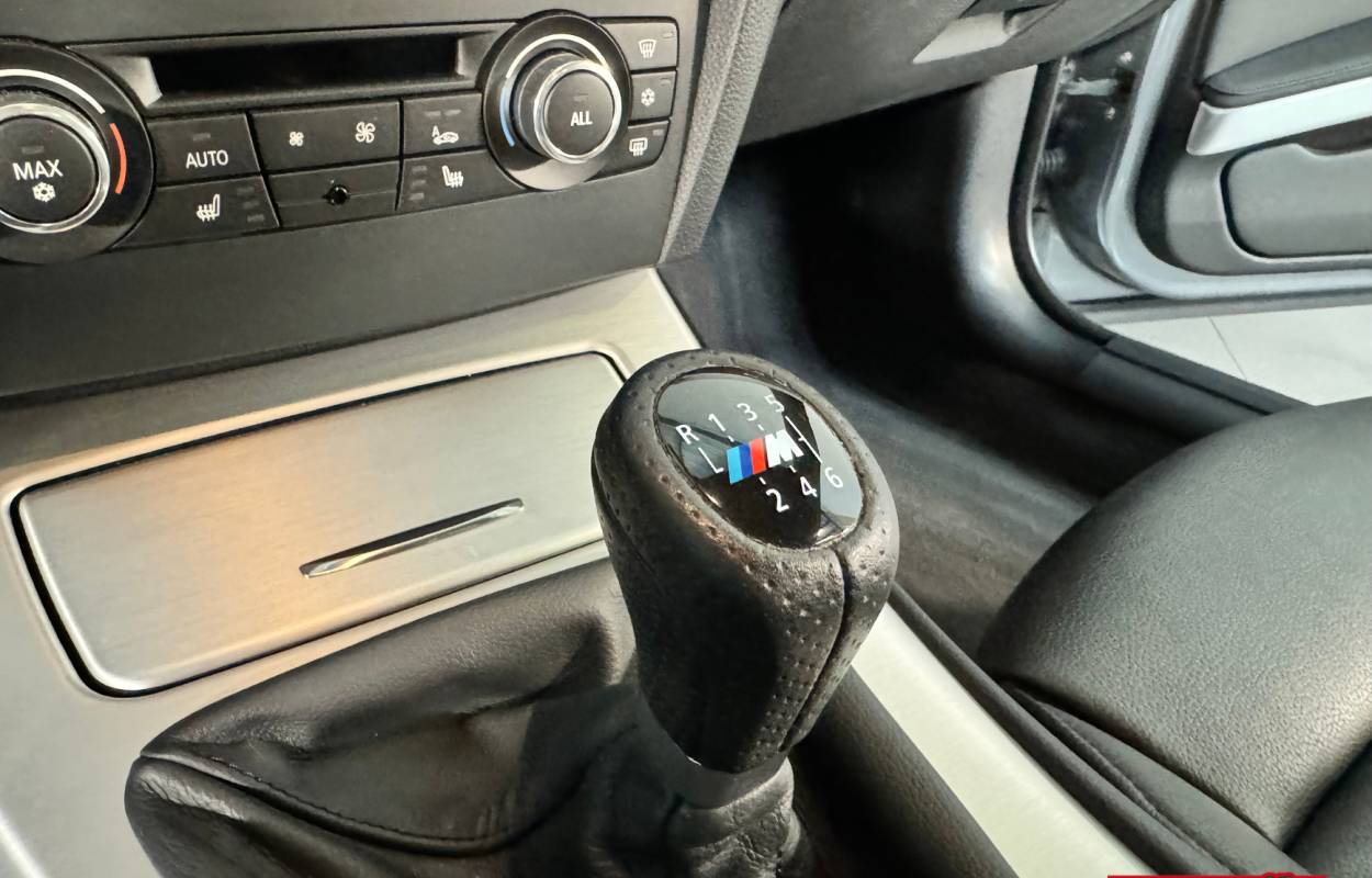 BMW 325i E92 Coupé 218cv Pack Sport M 6