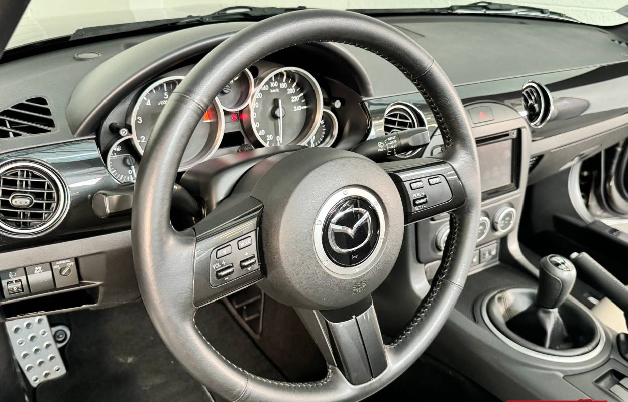 Mazda MX-5 NCFL Roadster 1.8 126cv Sendo 16