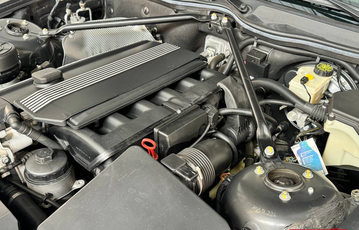 BMW Z4 3.0i E85 Roadster 231cv BVM6 10