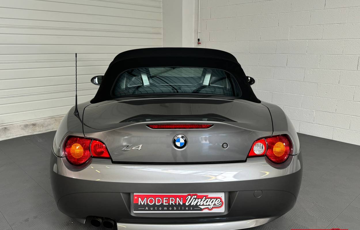 BMW Z4 3.0i E85 Roadster 231cv BVM6 17