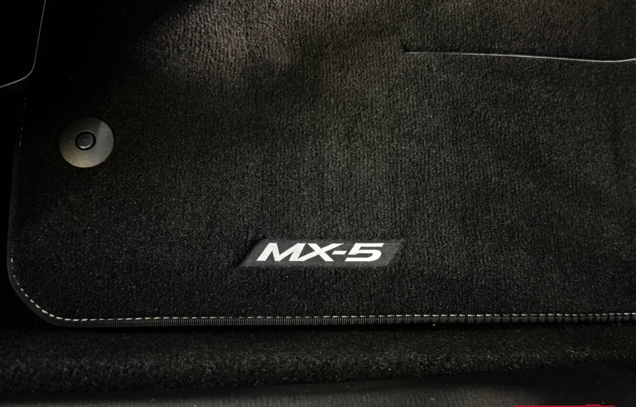 Mazda MX-5 ND 2.0 160cv Pack Sport Recaro 11