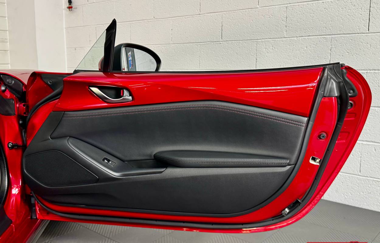 Mazda MX-5 ND 2.0 160cv Pack Sport Recaro 12