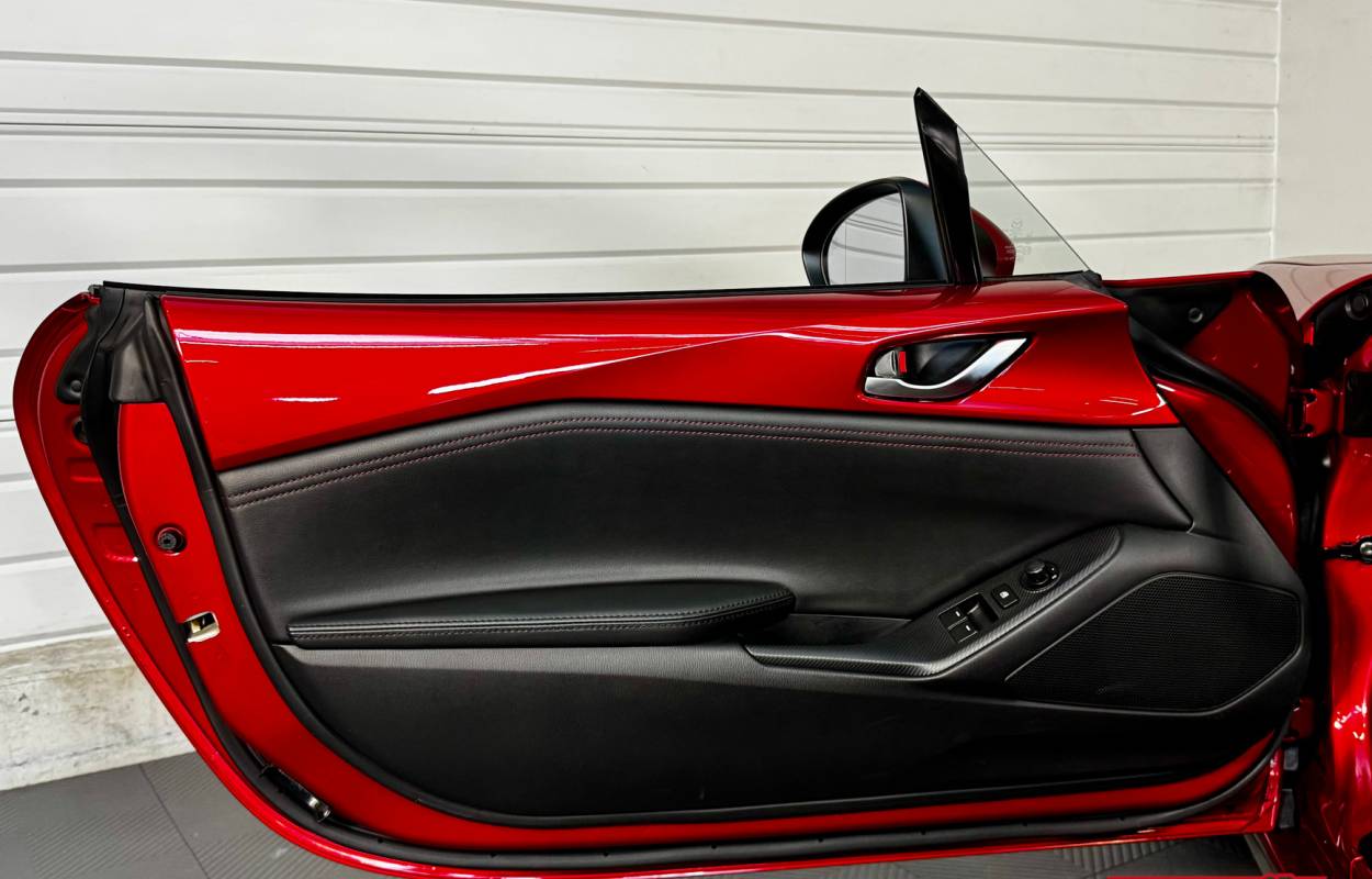 Mazda MX-5 ND 2.0 160cv Pack Sport Recaro 13