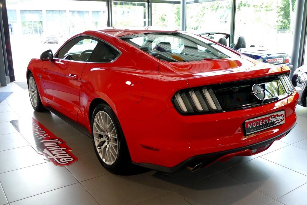 Ford Mustang GT Fastback 5.0 V8 421 BV6 13