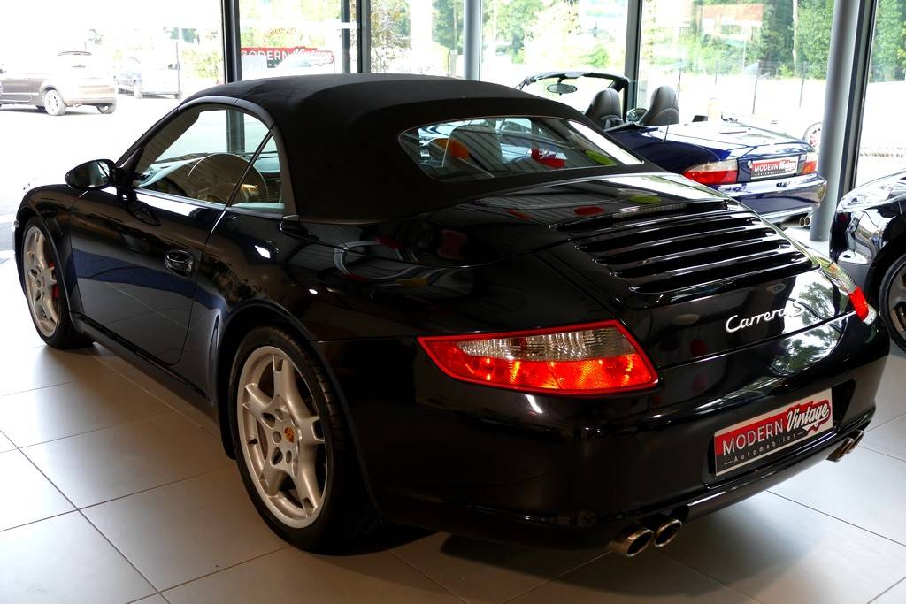 Porsche 911 997 Cabriolet Carrera S 355cv 23