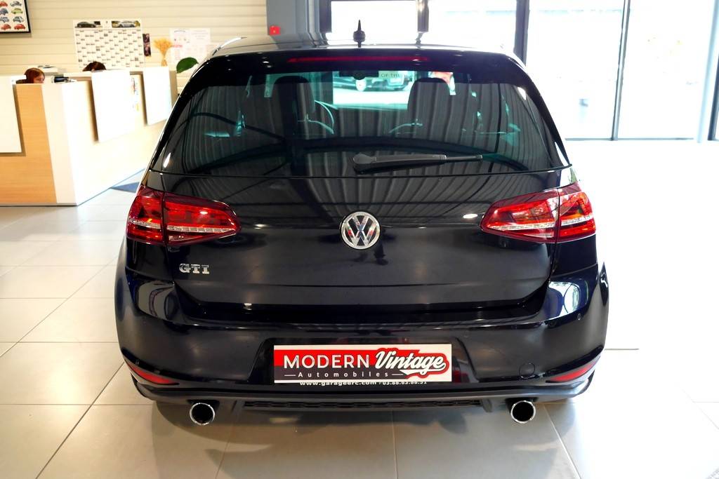 Volkswagen Golf VII 2.0 GTI 230 Performance 14