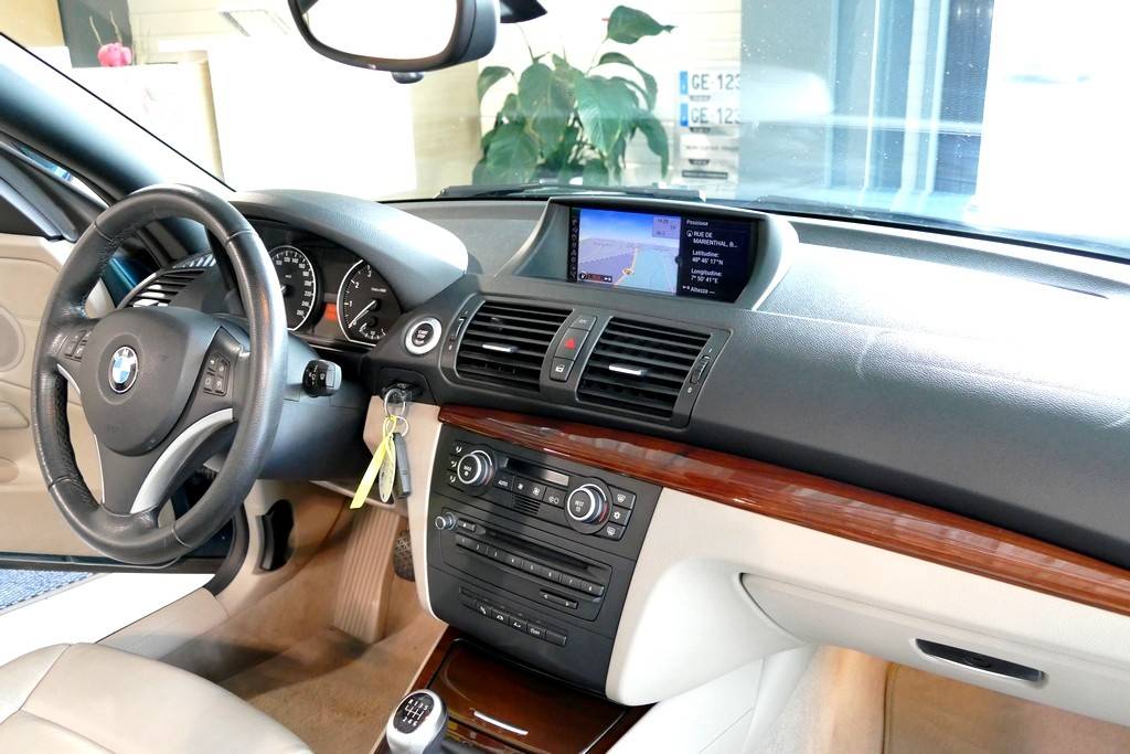 BMW 120i Cabriolet 170cv Pack Luxe 13