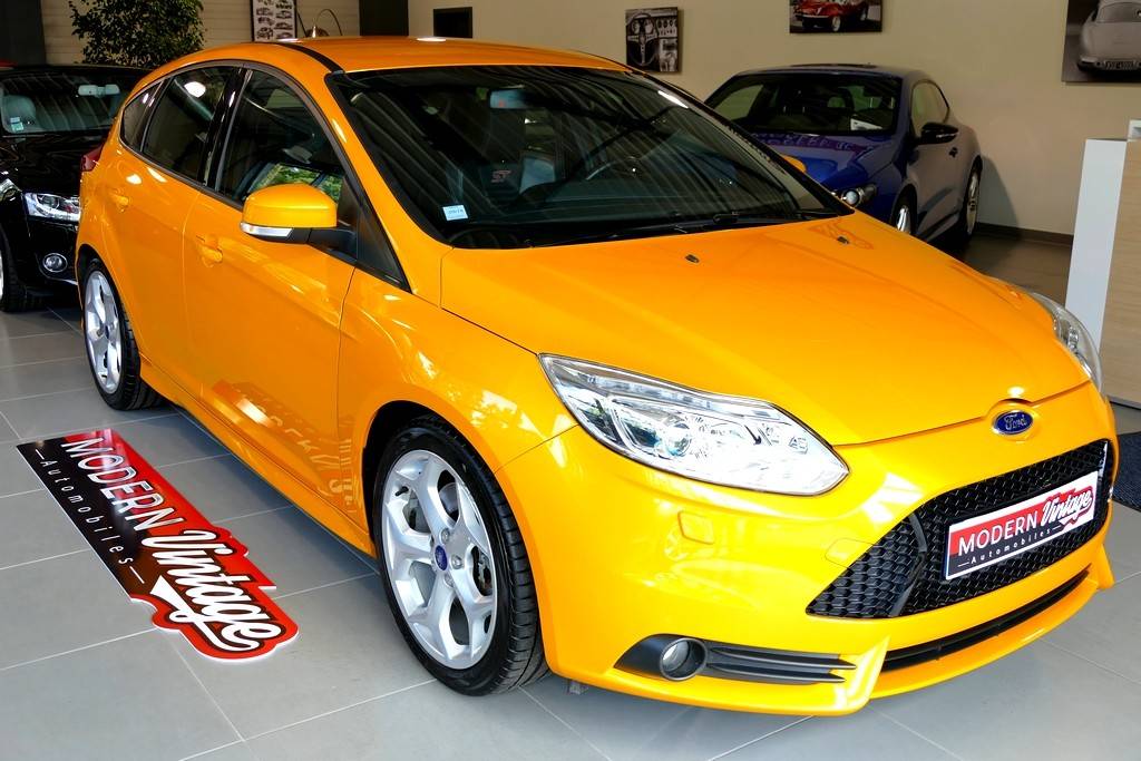 Ford Focus ST 2.0 Ecoboost 250cv 13