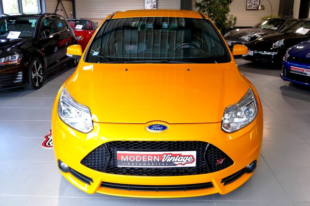 Ford Focus ST 2.0 Ecoboost 250cv 14