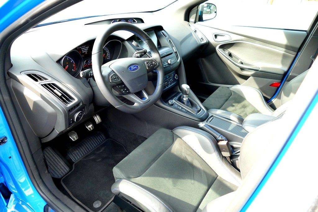 Ford Focus RS 2.3 350cv Ecoboost 23