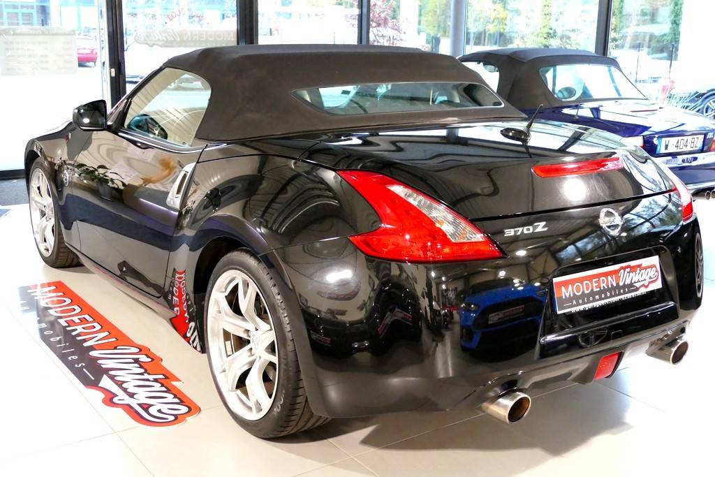 Nissan 370Z Roadster Pack 3.7 328cv 13