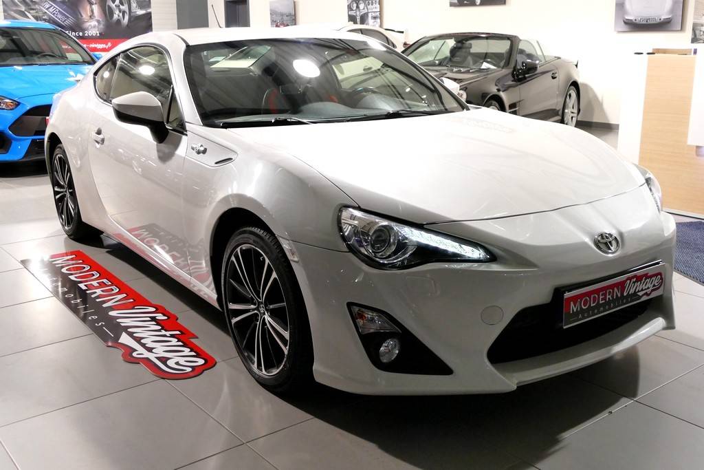 Toyota GT86 2.0 D-4S 200cv 10