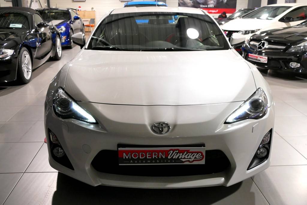 Toyota GT86 2.0 D-4S 200cv 11