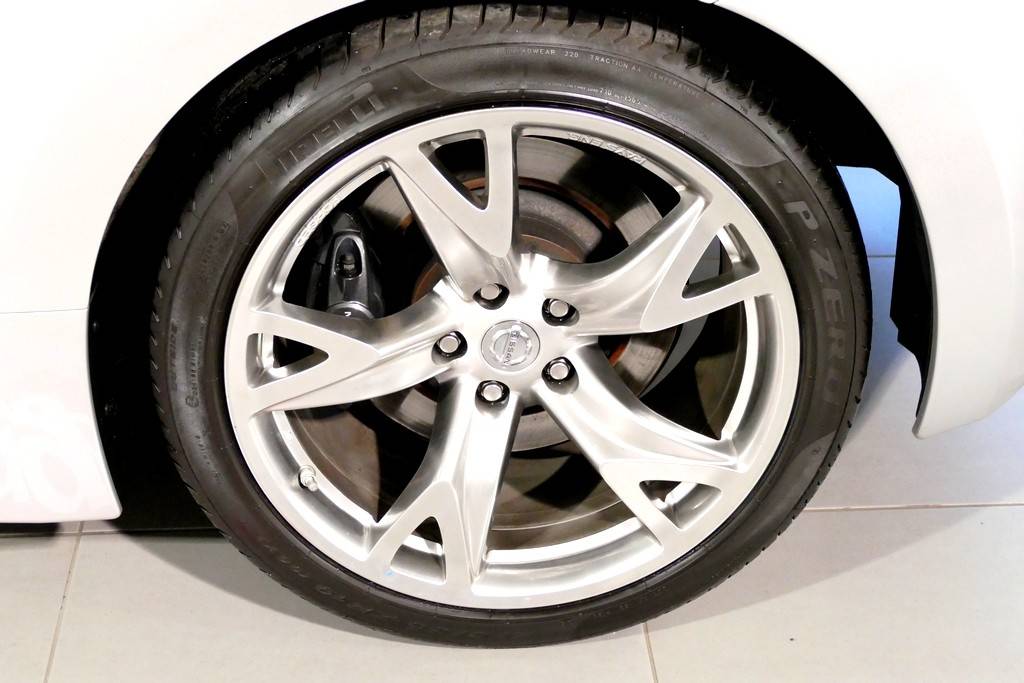 Nissan 370Z Coupe 3.7 V6 328cv BVA 7 Pack 15