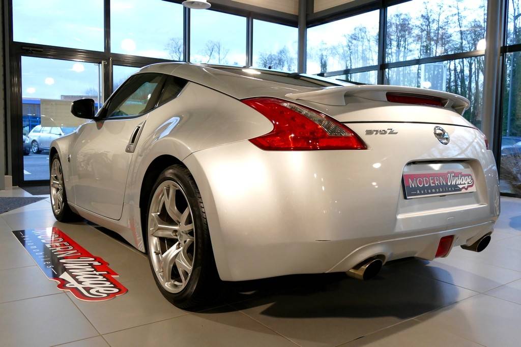 Nissan 370Z Coupe 3.7 V6 328cv BVA 7 Pack 17