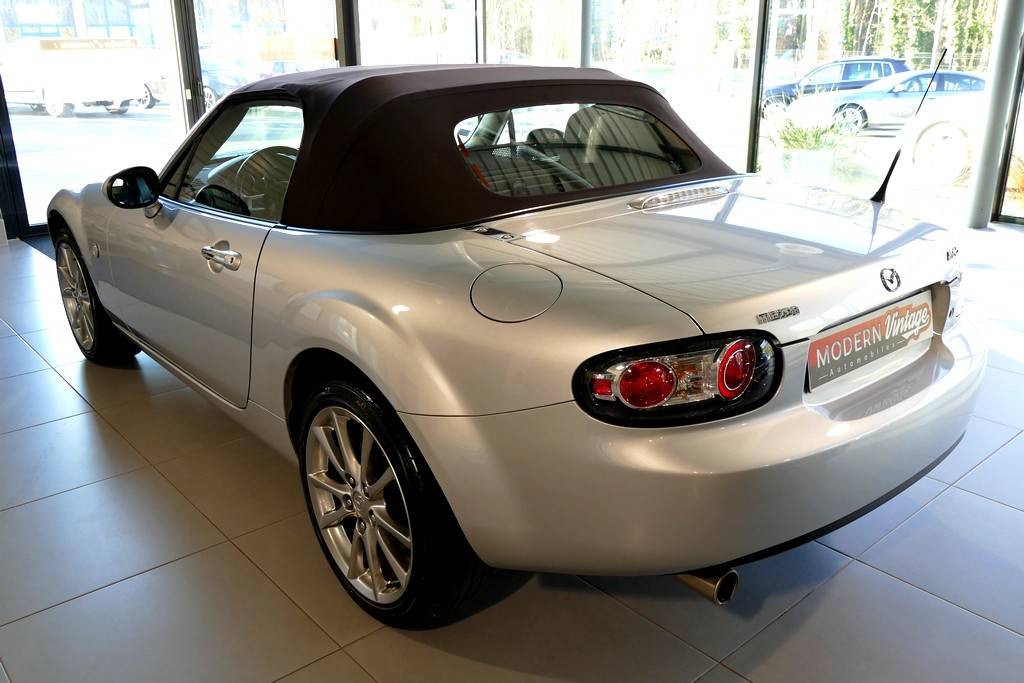 Mazda MX-5 Roadster 2.0 160 Niseko 16