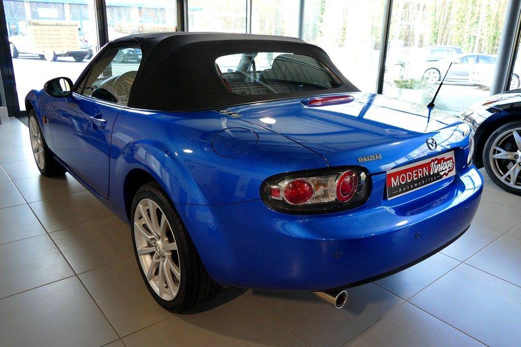 Mazda MX-5 Roadster 2.0 160 10