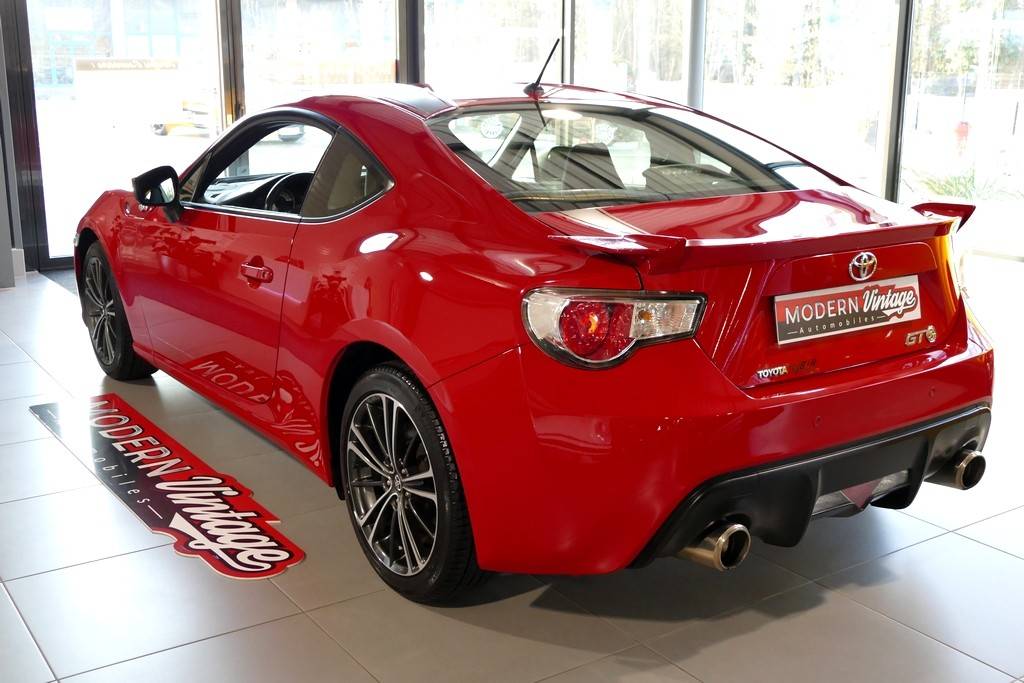 Toyota GT-86 2.0 D-4S 200cv 13