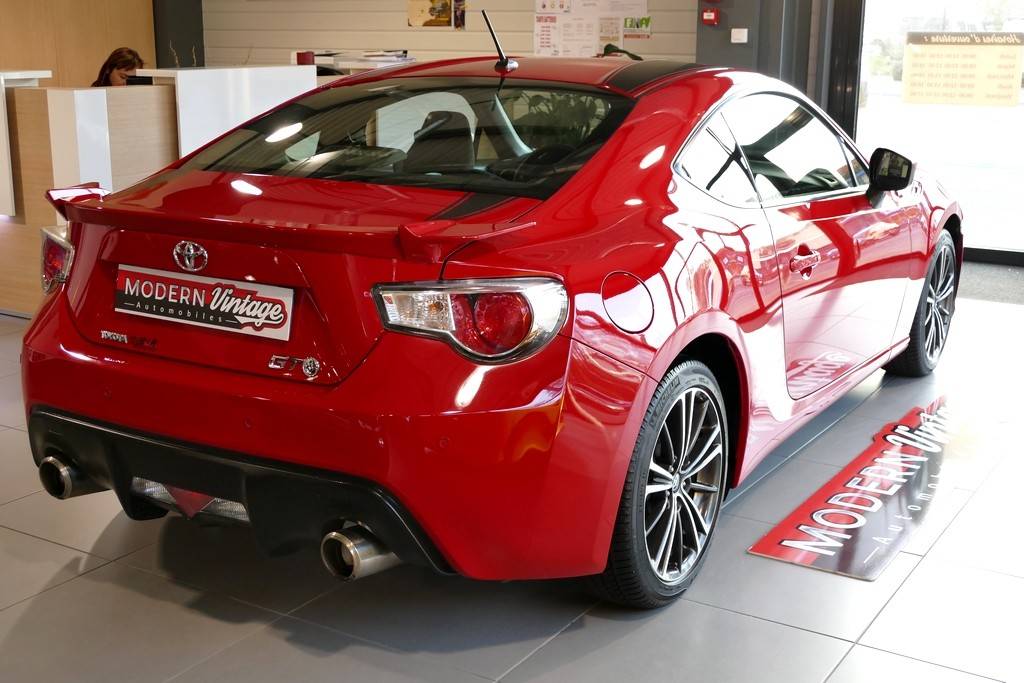 Toyota GT-86 2.0 D-4S 200cv 14