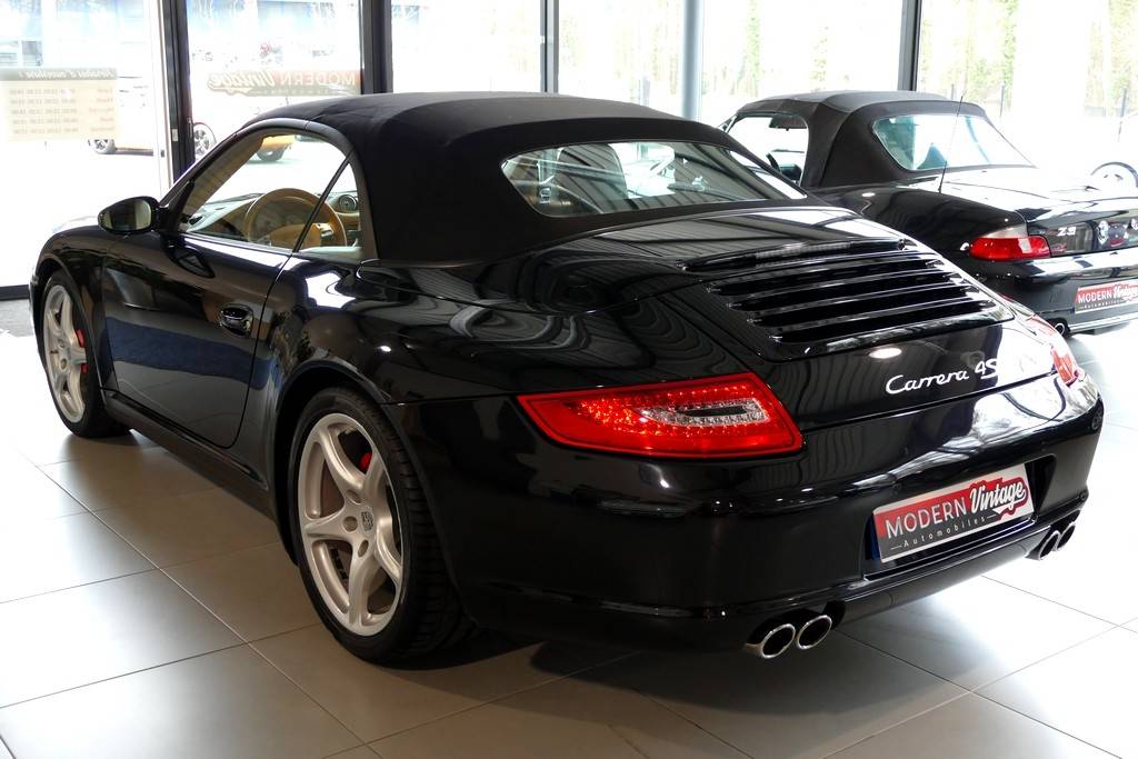 Porsche 911 997 Carrera 4S Cabriolet 355cv 18