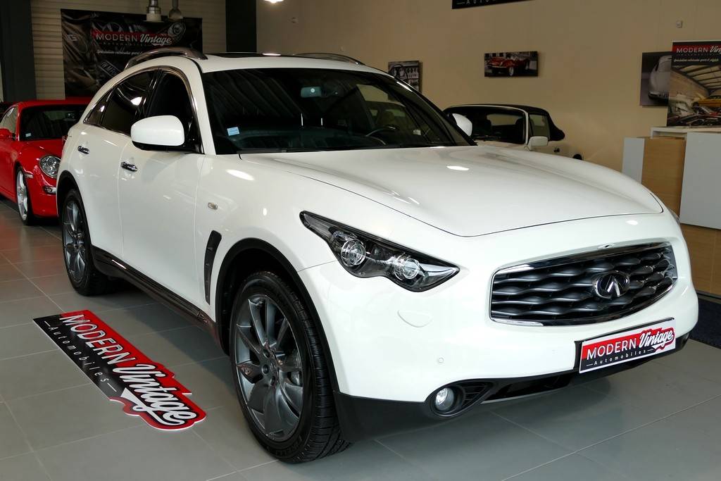 Infiniti FX 50 S Premium V8 390cv Limited Edition 17