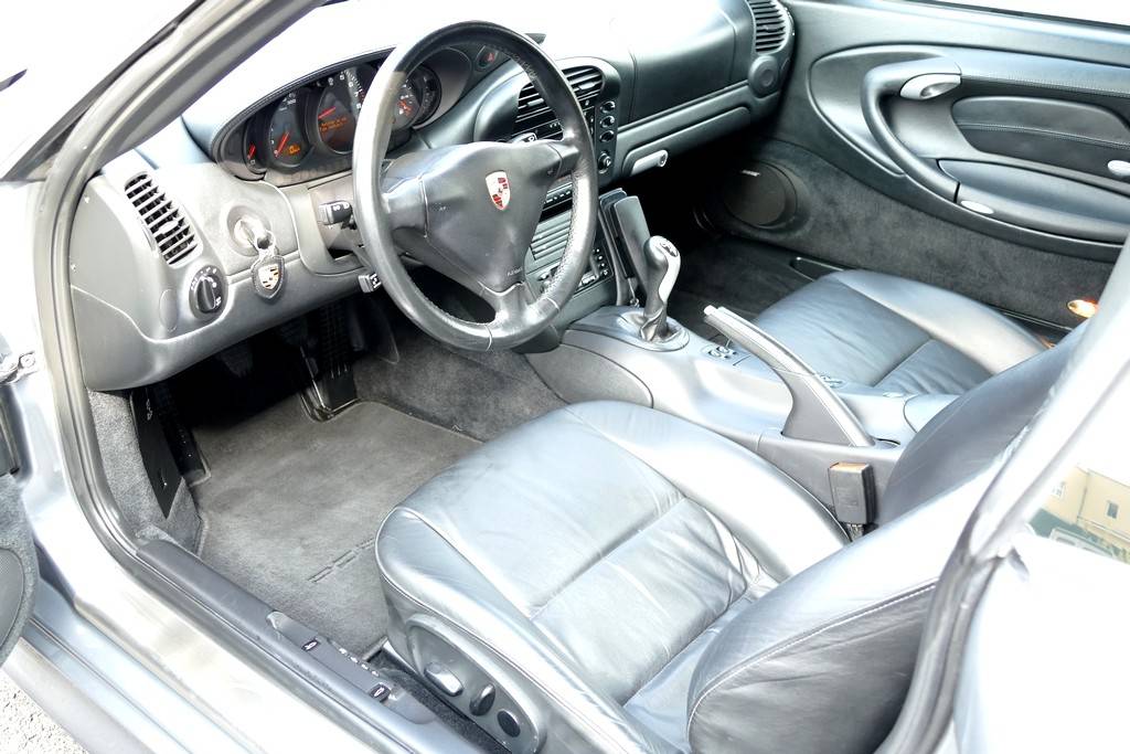 Porsche 911 996 Carrera 4S 3.6 320cv 4