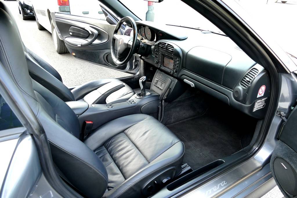 Porsche 911 996 Carrera 4S 3.6 320cv 7