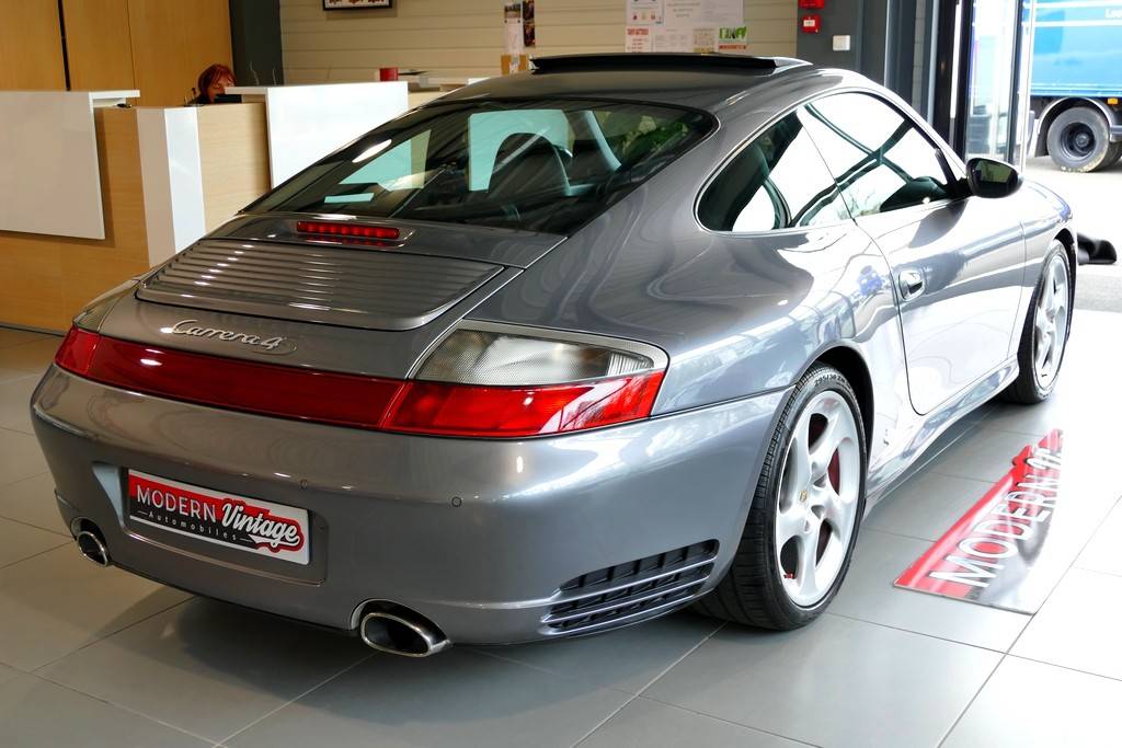 Porsche 911 996 Carrera 4S 3.6 320cv 13